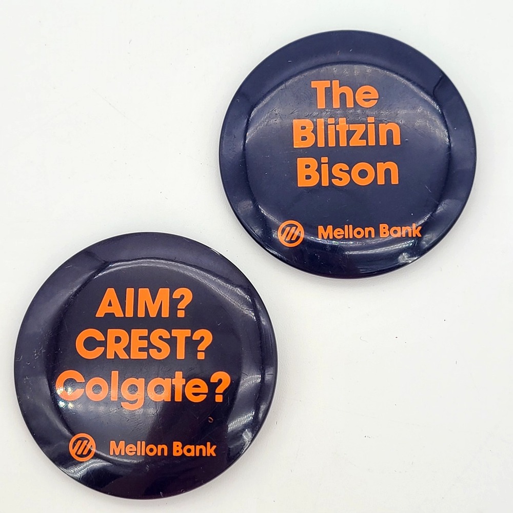 Lot of 2 RARE Mellon Bank BUCKNELL UNIVERSITY Fan Buttons Blitzin Bison